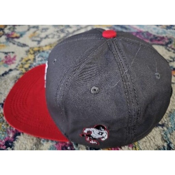 Zoo York Baseball Hat Bird Mascot Logo Embroidered Red Gray Snapback OSFA - Picture 8 of 11